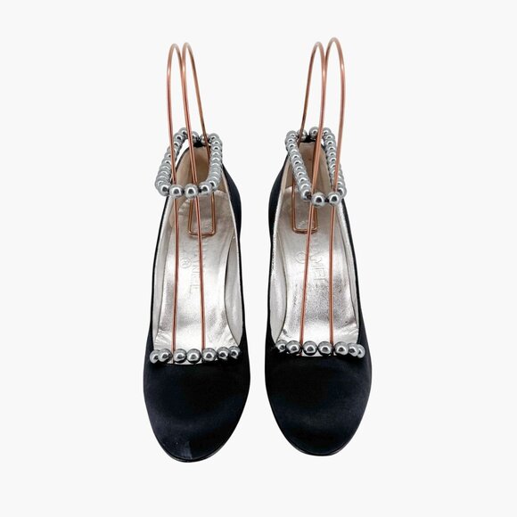 Chanel Pearl Ankle Strap Pumps Heels Black Satin Size 38 US 7–7.5 Women Anklet - Picture 2 of 15